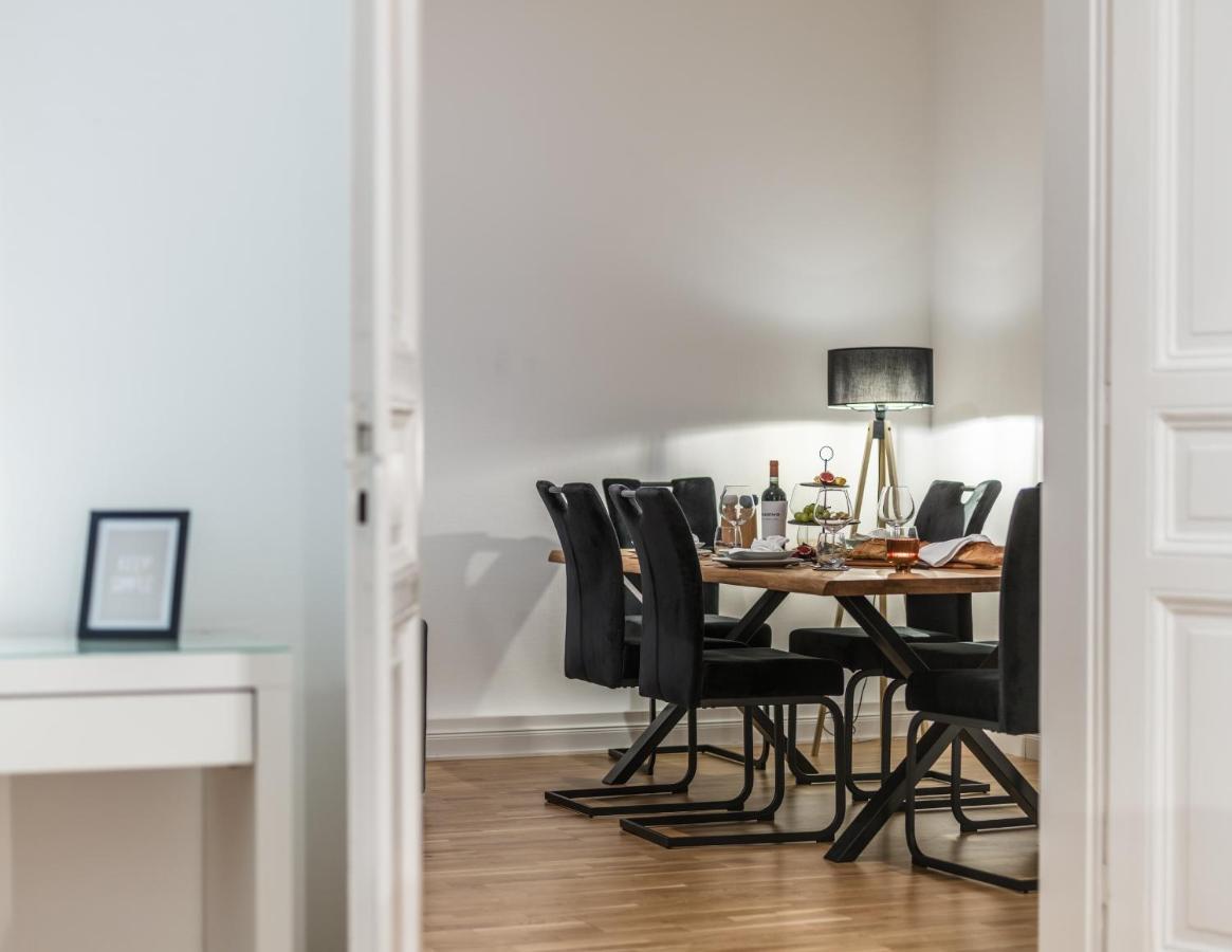 Hochwertige Altbauwohnung Im Modernen Stil In Wiesbaden - Kueche - Terrasse - Wlan - Zentral Exterior foto